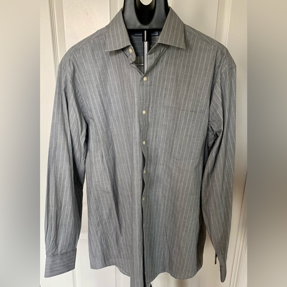 NWOT Tommy Hilfiger Ithaca dress shirt - Picture 4 of 10